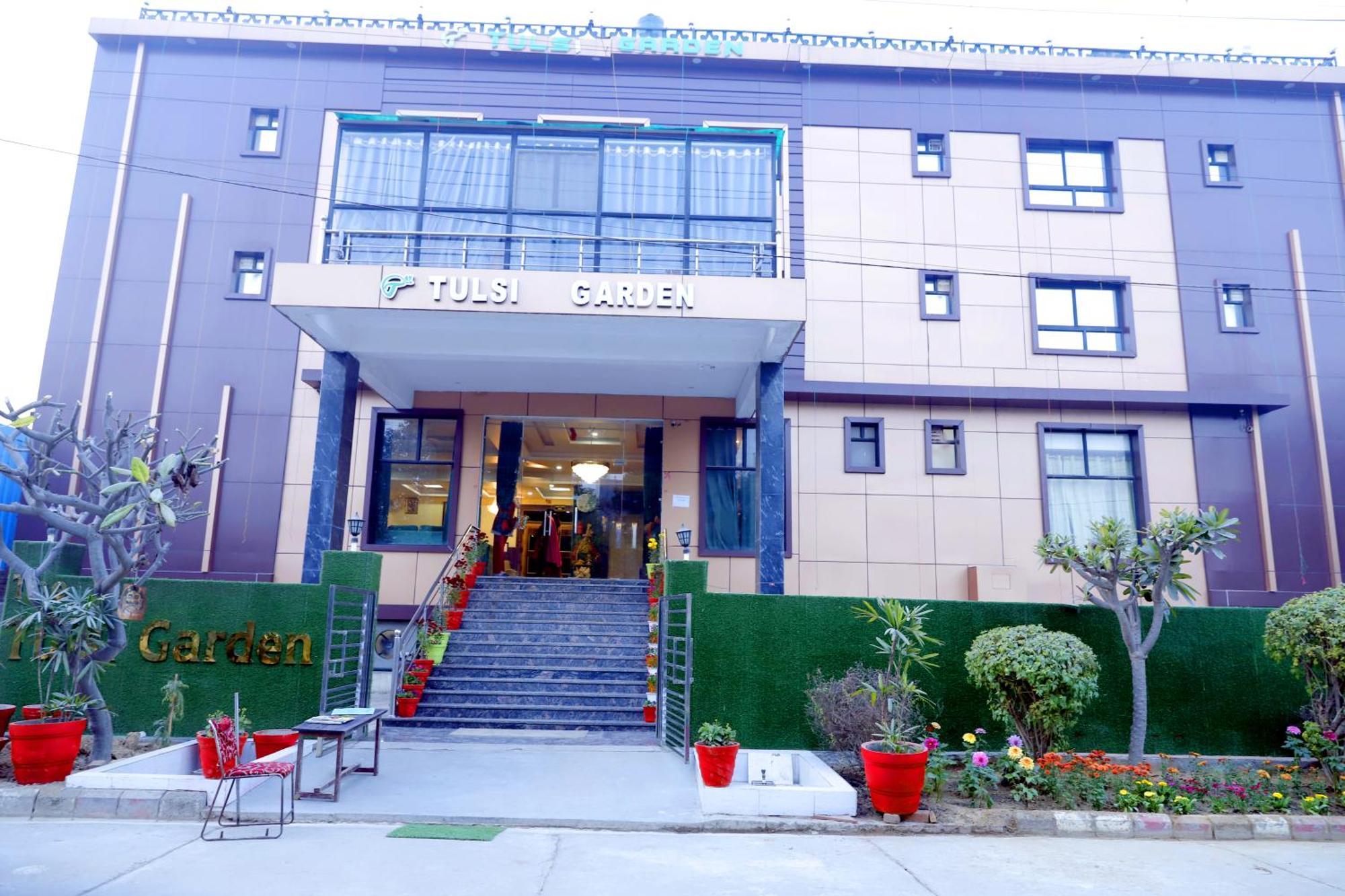 The Tulsi Garden Vrindavan Near Omaxe City Vrindāvan Exterior foto
